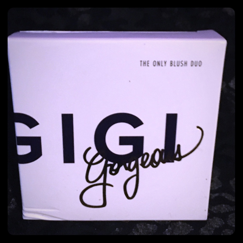 GIGI Gorgeous -The only blush duo